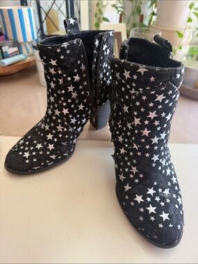 Express Black Ankle Boots with White Star Print